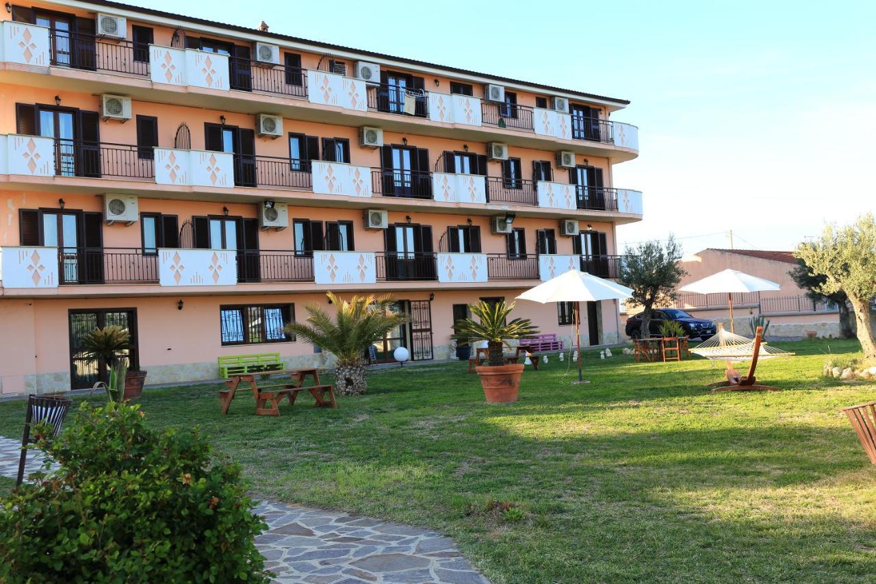 Chimento Resort Corigliano Calabro Exteriör bild