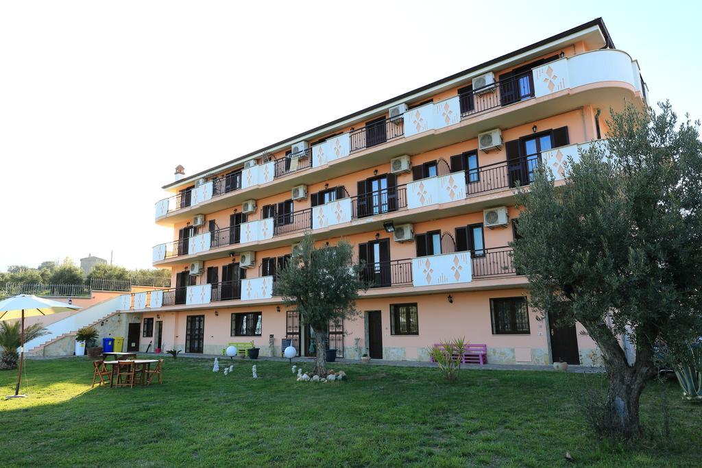 Chimento Resort Corigliano Calabro Exteriör bild