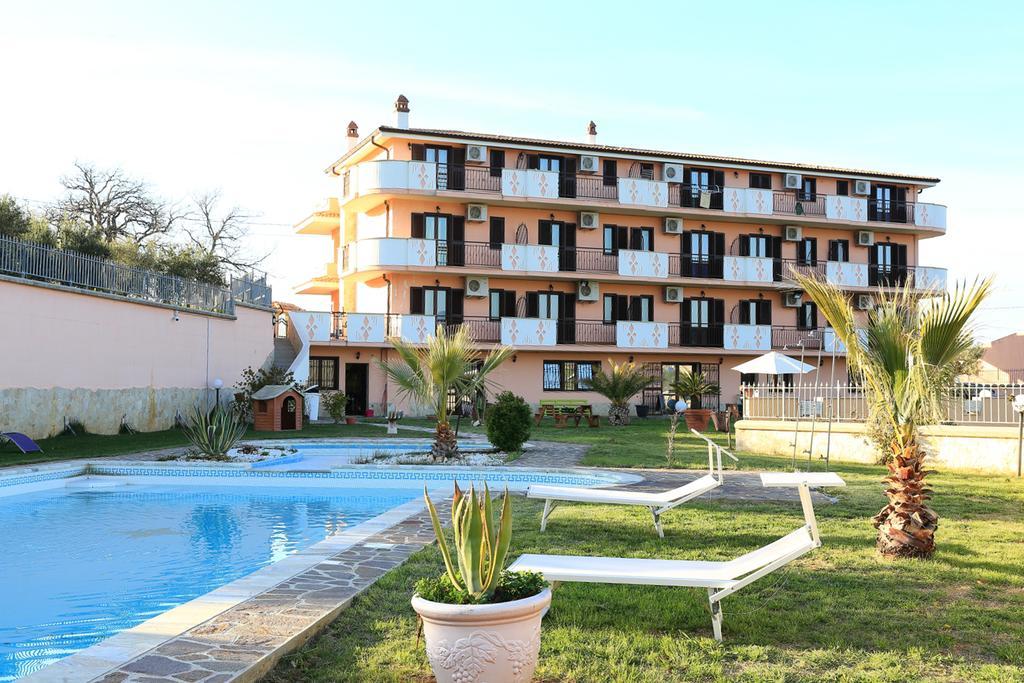 Chimento Resort Corigliano Calabro Exteriör bild